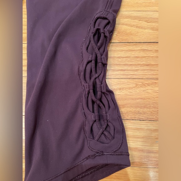 Lululemon Plum Capri Leggings with Braided Mesh Sides - Picture 2 of 3